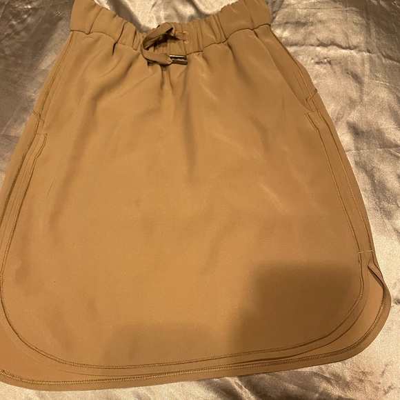 Iululemon on the fly skirt - Picture 1 of 2